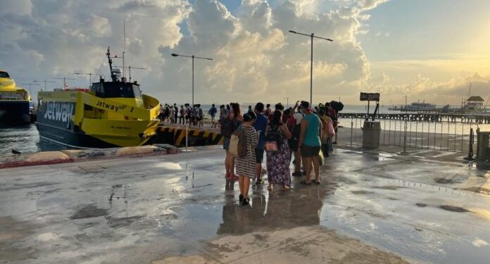 LLUEVE SOBRE MOJADO: Por tormenta 'Grace', tres cruceros cancelan llegada a Cozumel