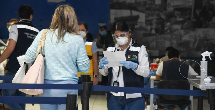 La Jornana Maya - Sólida infraestructura portuaria contribuye a reactivación de cruceros: CJ