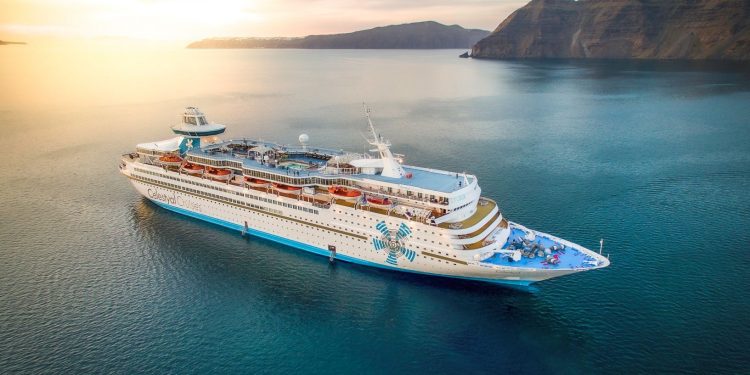 La crisis de los cruceros obliga a Celestyal a vender uno de sus buques