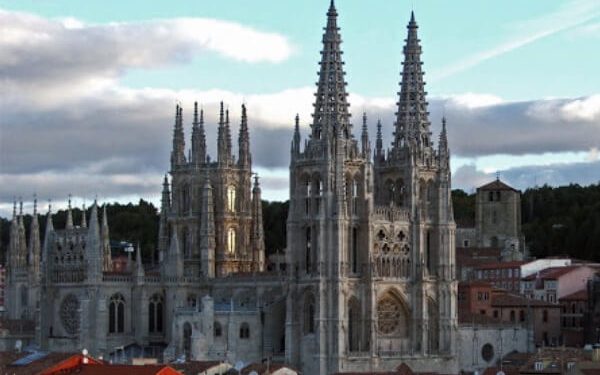 Catedral de Burgos - Origen y Construcción | CurioSfera-Historia ✓