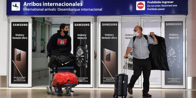 Las cinco claves de la reapertura de Argentina para los viajes internacionales