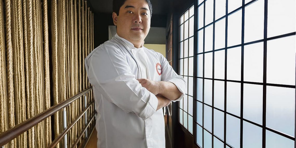 Mitsuharu Tsumura es el cocinero que está detrás de Maido