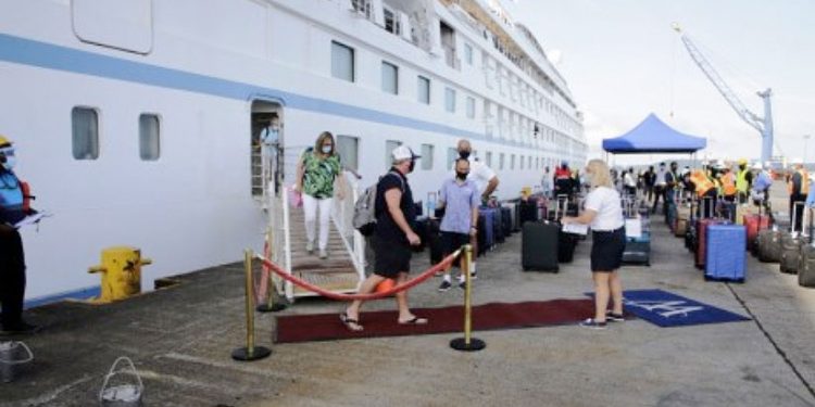 Panamá inicia su temporada de cruceros - Spanish Version