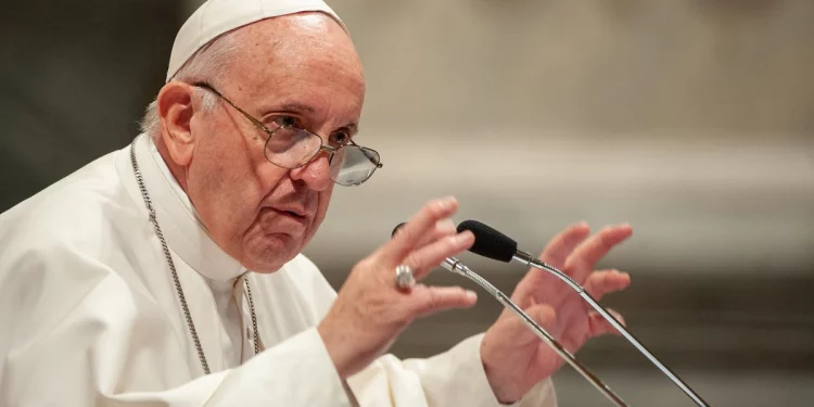 Papa Francisco.- El Papa aborda con Michel la crisis de refugiados afganos un día antes de viajar a Hungría y Eslovaquía