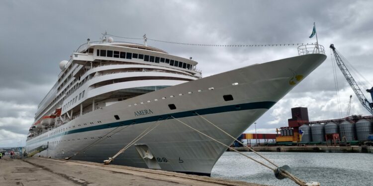 Pérez y Cía consigna el primer crucero en visitar Cantabria desde el inicio de la pandemia