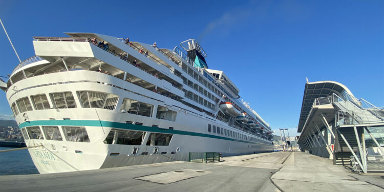 Pérez y Cía consigna un nuevo crucero que hace escala en Bilbao con 900 turistas