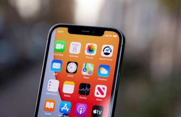 Precio de iPhone 13 equivale a 3 mil 818 viajes con tarjeta de transporte público de Saltillo