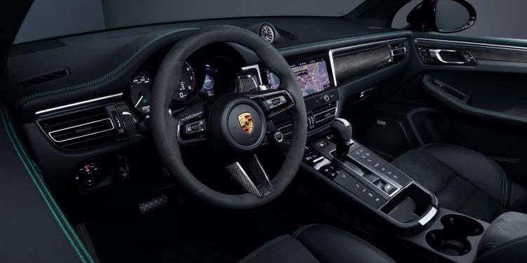 Porsche Macan 2022 Interior 01