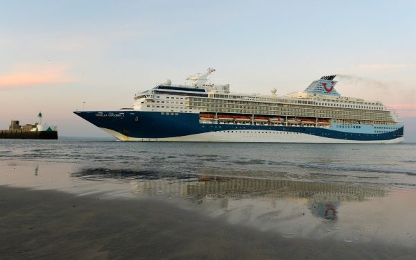 Puerto de Le Havre recibe primer crucero desde inicio de la pandemia