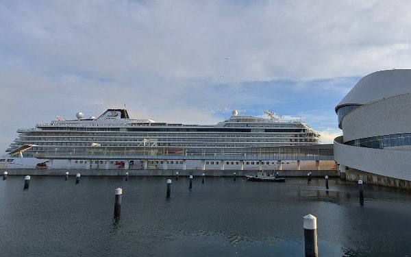 Puerto de Leixões recibe crucero y permite expediciones en modo burbuja