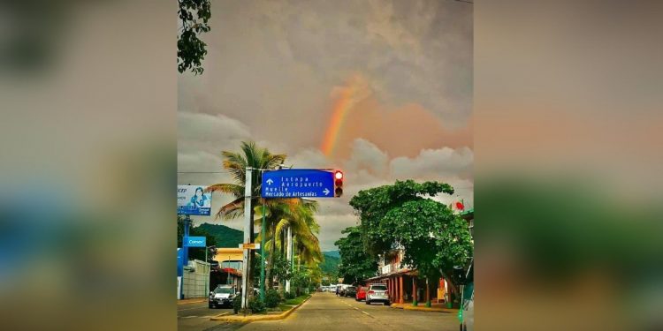 Recibe Zihuatanejo premio Mejores Prácticas de Gobiernos Locales
