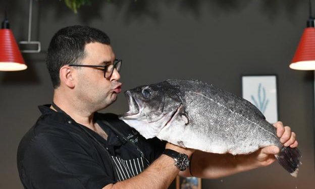 Santi Ríos Urrutia, cocinero del Piper./FéLIX MORQUECHO