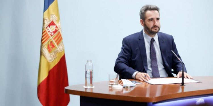 Se amplía el abanico de la contribución al mes de septiembre para ocio nocturno y agencias de viajes