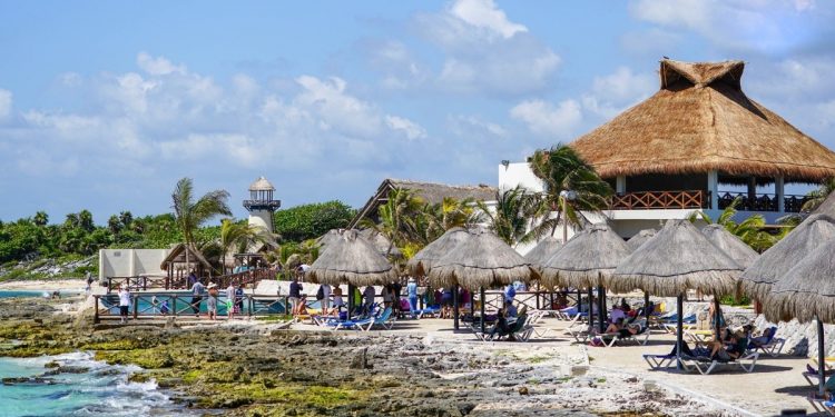 Servicios, comercio y turismo cerrarán mejor el año | Noticias de México