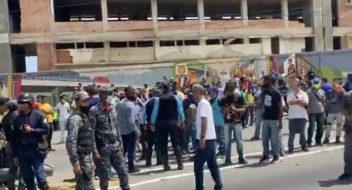 Trabajadores de Salva Foods protestaron para exigir el pago de salarios