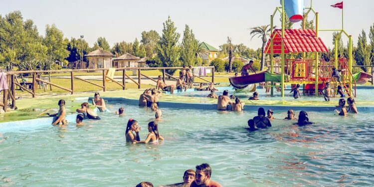 Turismo y COVID-19: un 40 % de las personas destinará sus ahorros a viajar en los próximos meses