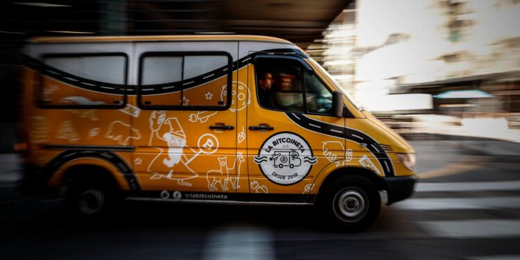 Un viaje de 10.000 kilómetros para "expandir" el bitcóin por Latinoamérica