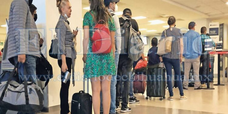 Van 85 despedidos en aeropuerto local