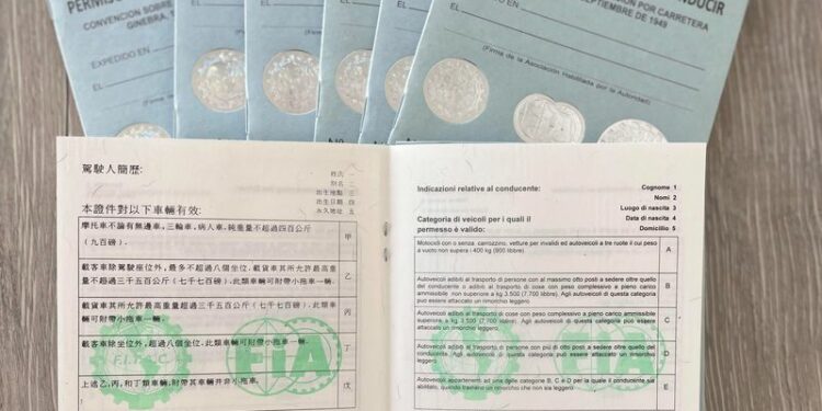 Viajes al extranjero disparan demanda de licencia de conducir internacional