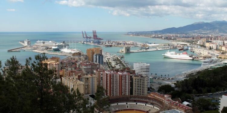 España: Puerto de Málaga prevé 50 escalas de cruceros en octubre