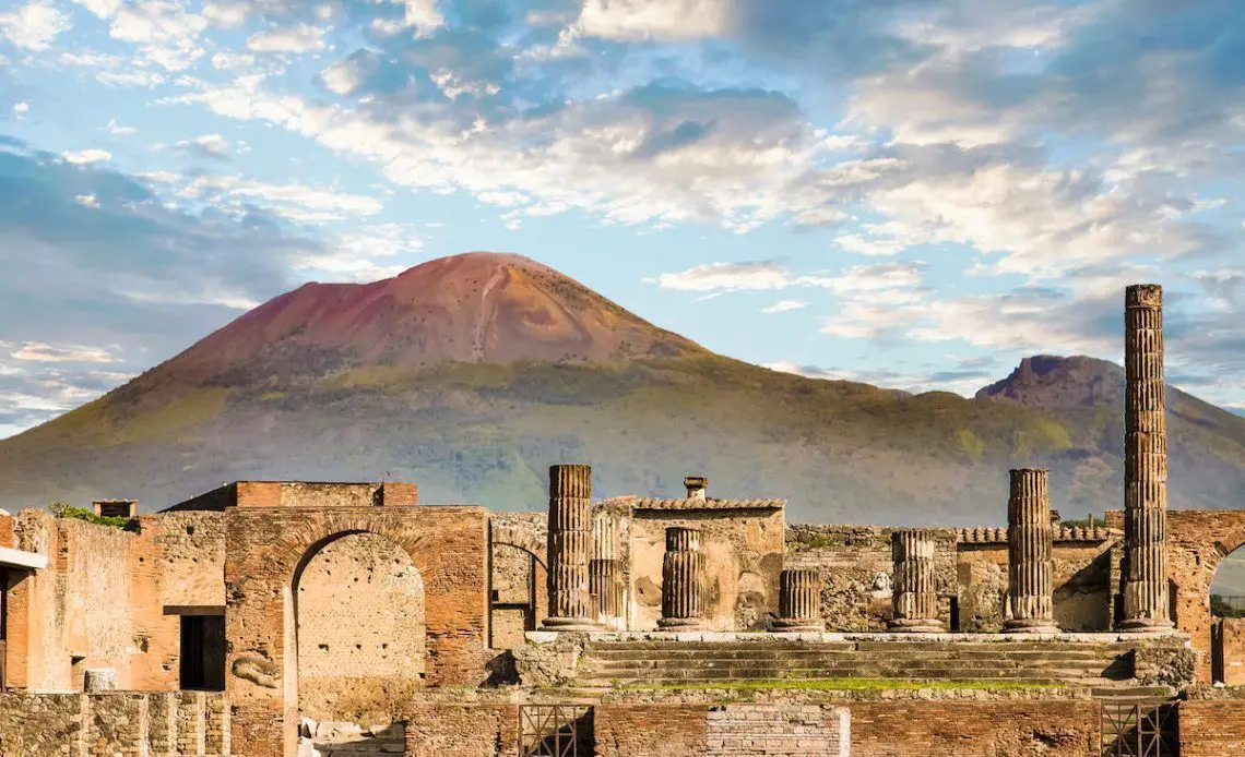 La ciudad de Pompeya fue destruida durante la erupci