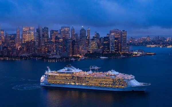 CDC de Estados Unidos extiende hasta enero condiciones para navegación de cruceros