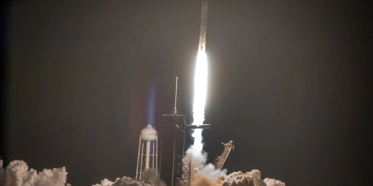 Aplazan hasta el 3 de noviembre el lanzamiento de misión espacial a la EEI