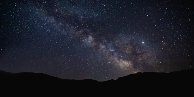 6 lugares en el mundo para maravillarte con el cielo nocturno