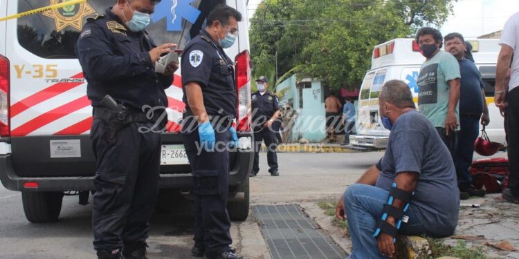 Accidente en peligroso crucero de la Bojórquez deja dos lesionados