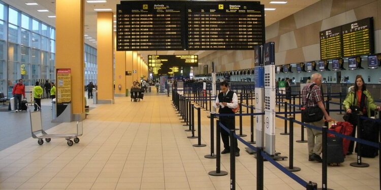 Agencia de viaje sugieren reducir a 9% el IGV de pasajes aéreos para su reactivación
