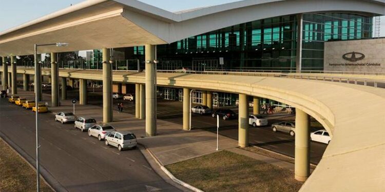 Agencias de viaje reclaman la reapertura del aeropuerto Córdoba