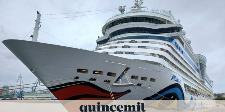 Aida Cruises recala en la ciudad herculina