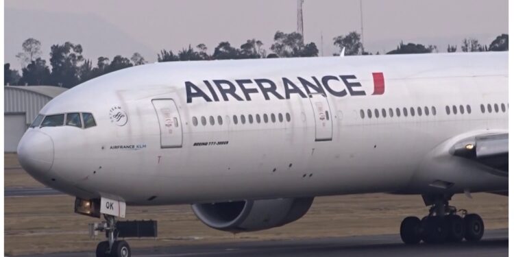 Air France apoya la recuperación de los viajes reabriendo su red