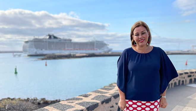 Arrecife da la bienvenida a cerca de 2.500 turistas en su segundo fin de semana de temporada de cruceros