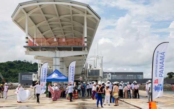 Asociación de Cruceros de Florida y el Caribe muestra interés en desarrollar turismo de pasajeros en Panamá