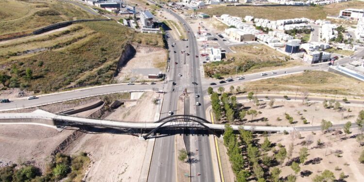 Avanzan trabajos en crucero de prolongación Teófilo Borunda a la altura del Parque El Reliz – Las Noticias de Chihuahua – Entrelíneas