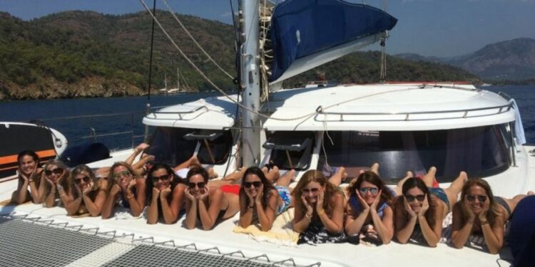 Catamaranes y barcos privados, fantasías posibles