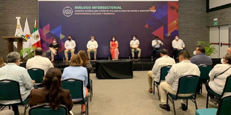 Las actividades del diálogo intersectorial se llevaron a cabo en Cancún, Quintana Roo. (Especial)