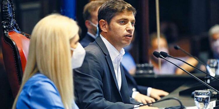 Daniel Artana cree que los viajes de egresados gratis solo benefician a chicos de clase media-alta