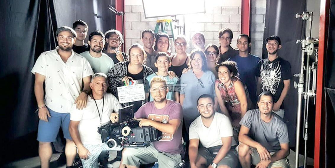 Diario Extra - Cineastas ticos entre el amor y el odio por ley que ayuda a empresas extranjeras