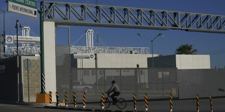 EEUU reabrirá fronteras terrestres a viajes no esenciales
