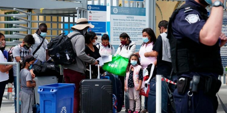 EU extiende restricciones a viajes no esenciales desde México; permitirían entrada solo a vacunados contra Covid | Noticias de México