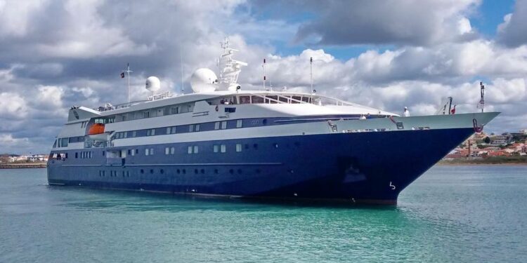 El Puerto de Ceuta acoge a su primer crucero desde el inicio de la pandemia