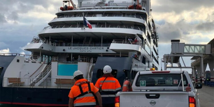 El Puerto de Valencia recibe la primera escala del crucero "Jacques Cartier"