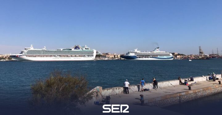 El Puerto recibe por primera vez en su historia la escala simultánea de cinco cruceros | Radio Cartagena