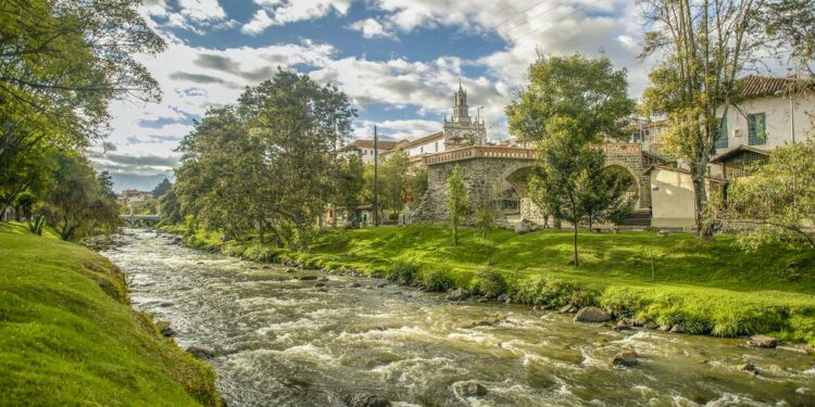 El crédito de consumo es una forma de financiar los viajes, a puertas del feriado más largo en lo que va de la pandemia, pero no es recomendable | Informes | Noticias