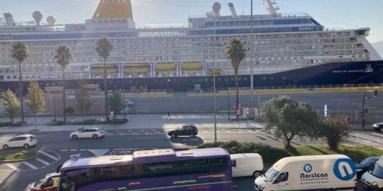 El crucero Spirit Of Adventure ya está en nuestros muelles