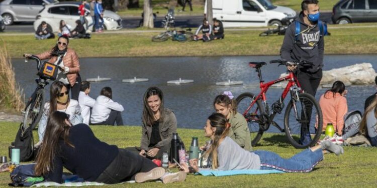 El detalle de las nuevas aperturas sanitarias que entran en vigencia hasta fin de año | Diario Crónica