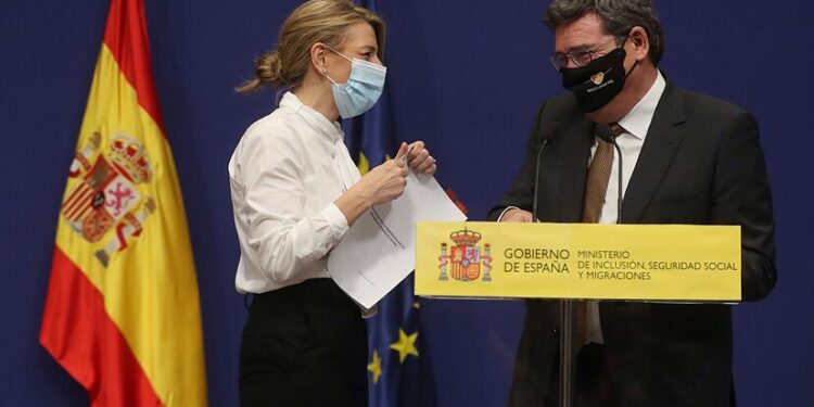 El nuevo esquema de los ERTE arranca el lunes mientras se acelera la salida de trabajadores