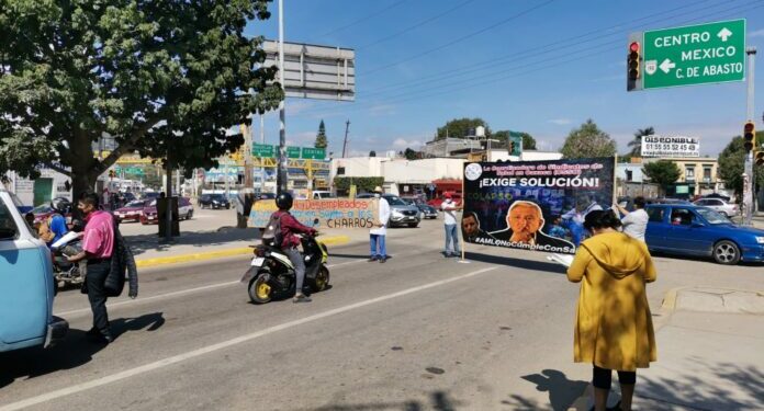 Empleados de salud protestan en cruceros de la capital